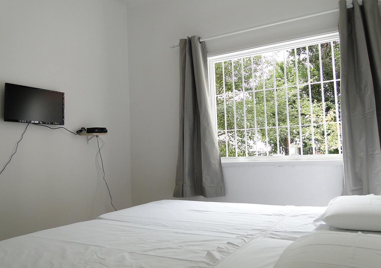 Jardins Village Hostel - Privative Rooms เซาเปาโล ภายนอก รูปภาพ